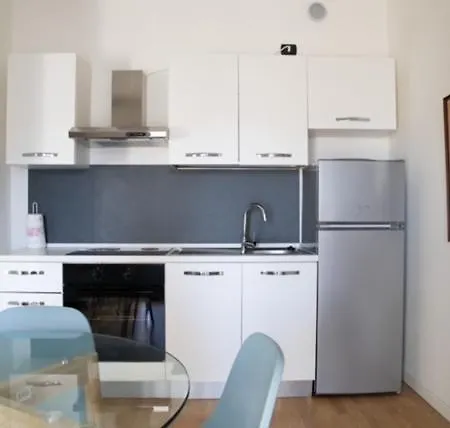 Ferienwohnung Grande Monolocale Con Parcheggio Interrato Incluso Genua Exterior foto