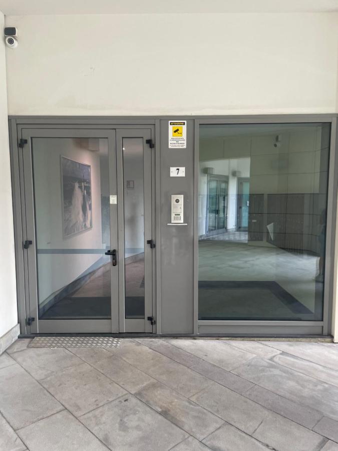 Grande Monolocale Con Parcheggio Interrato Incluso * Genua